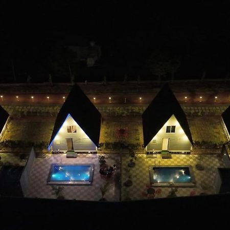 Gr8 Hill Pool Villas Murbād Extérieur photo